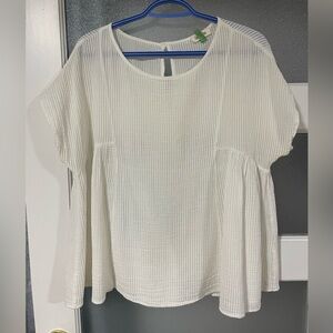 Vintage drapey shirt in ribbed white